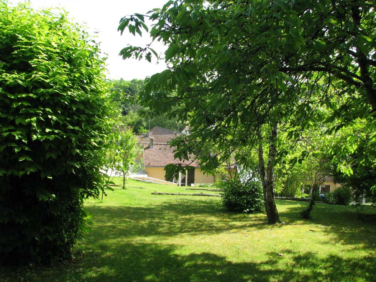 Le Clos Du Point De Vue Hotel Montigny-sur-Loing Bagian luar foto